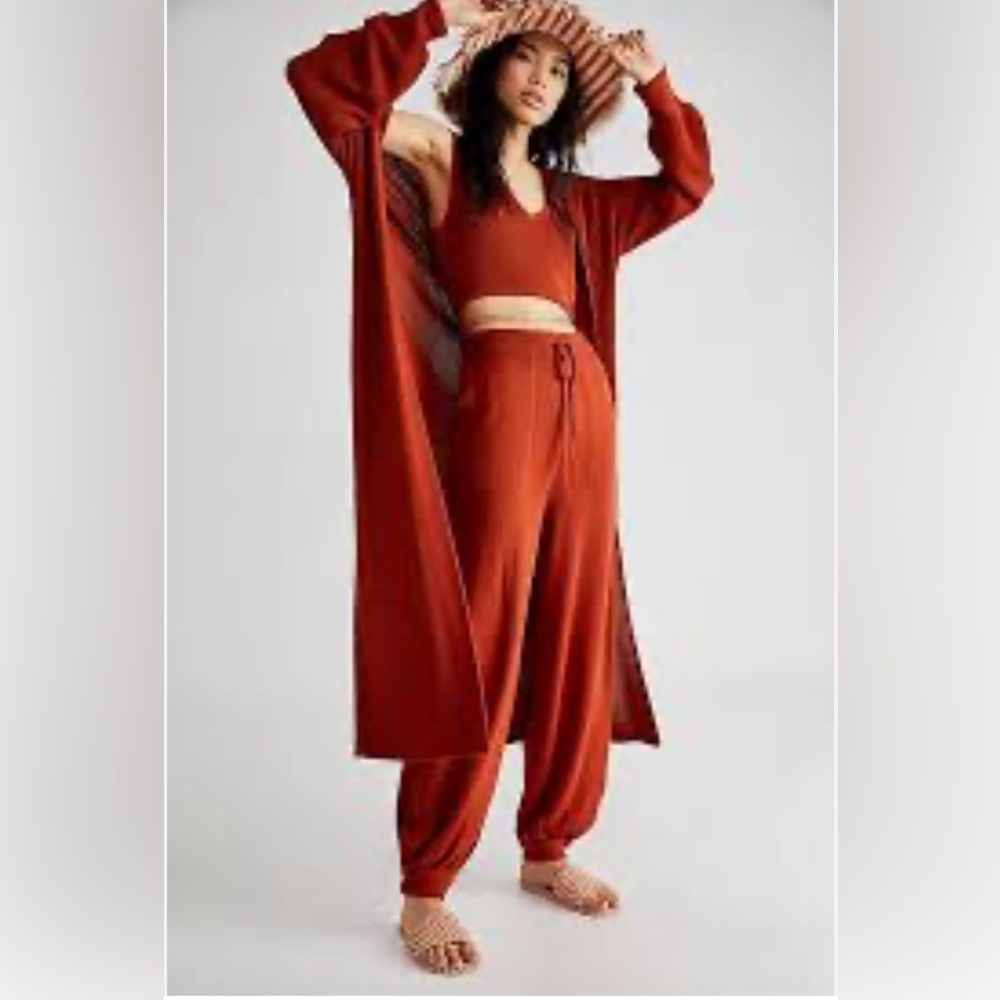 Free People high-rise joggers warm knit pants color rust/terracotta size XS NNT